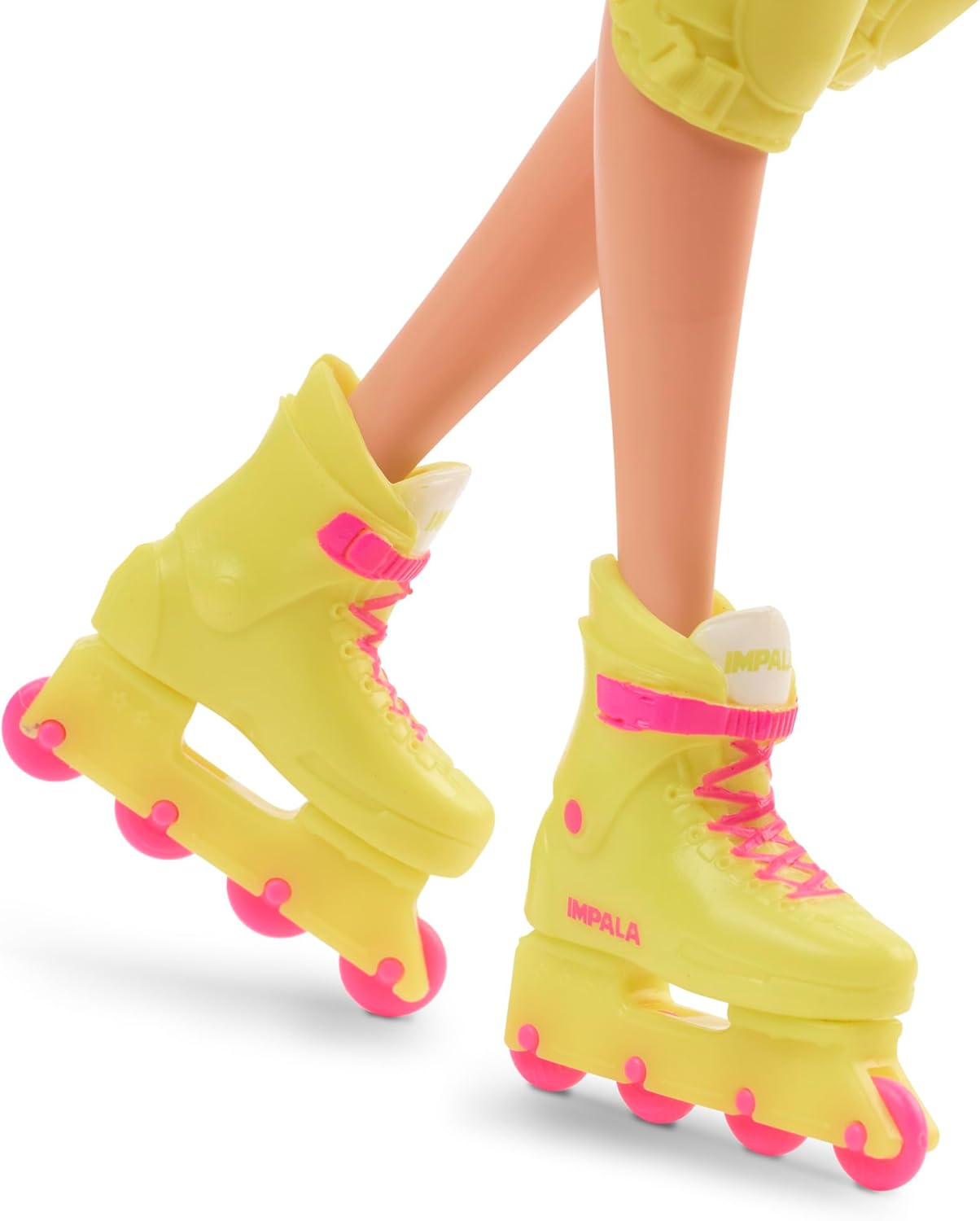 Barbie Le Film, poupée patineuse en rollers avec tenue fluo et accessoires verts, HRB04 – Image 5