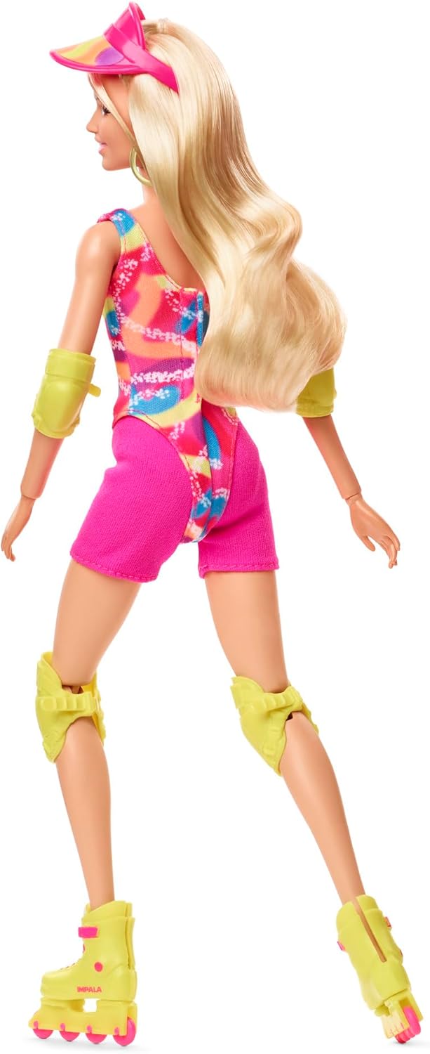 Barbie Le Film, poupée patineuse en rollers avec tenue fluo et accessoires verts, HRB04 – Image 3