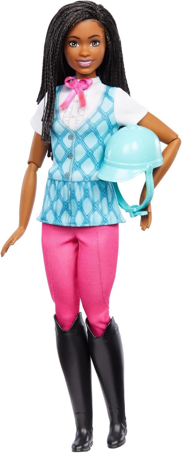 Barbie Les Mystères de Barbie, poupée Brooklyn avec tenue d’équitation et bombe amovibles HXJ39