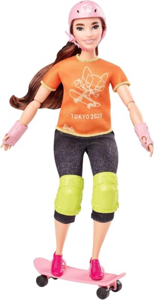 Coffret skateboard Barbie Tokyo 2020 avec poupée articulée brune