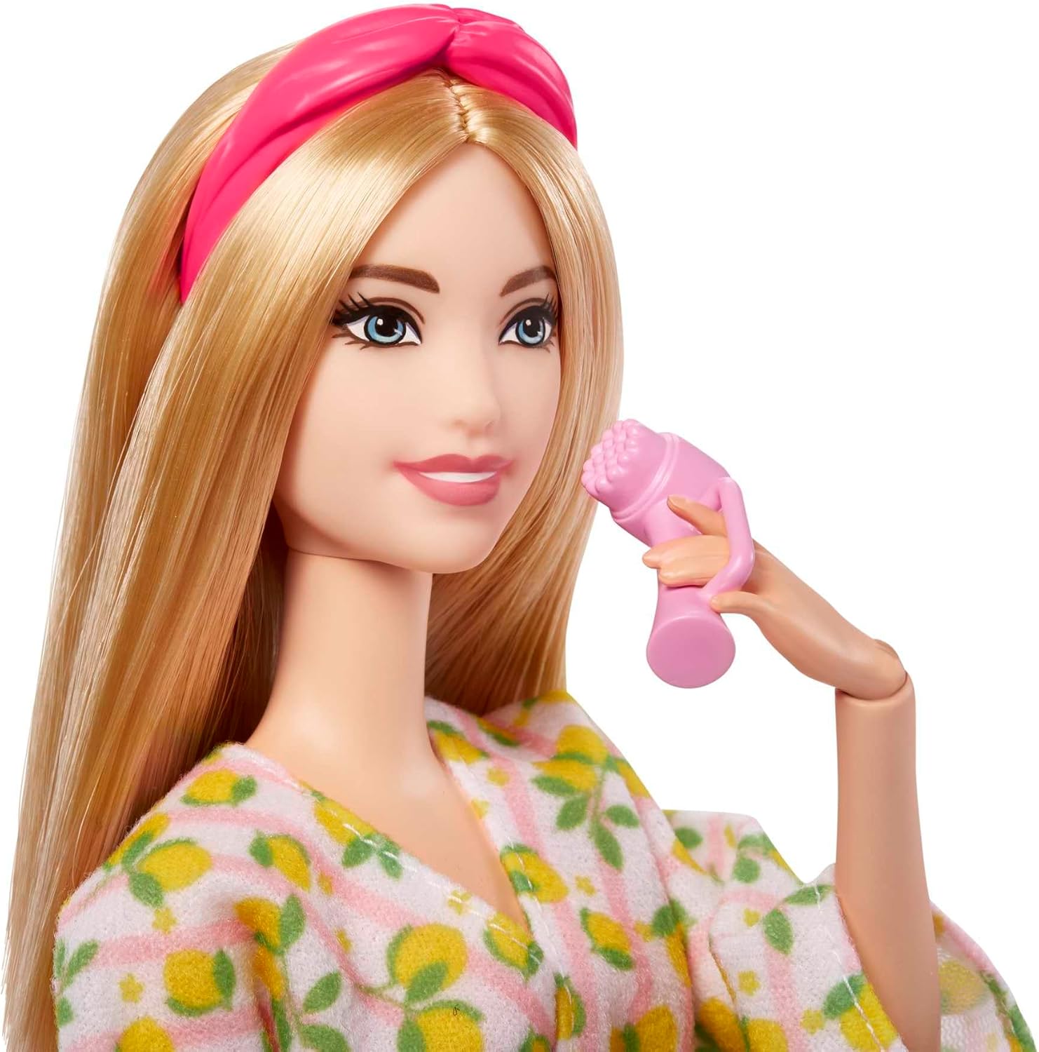 Barbie coffret spa avec peignoir imprimé citrons et chiot – Image 2