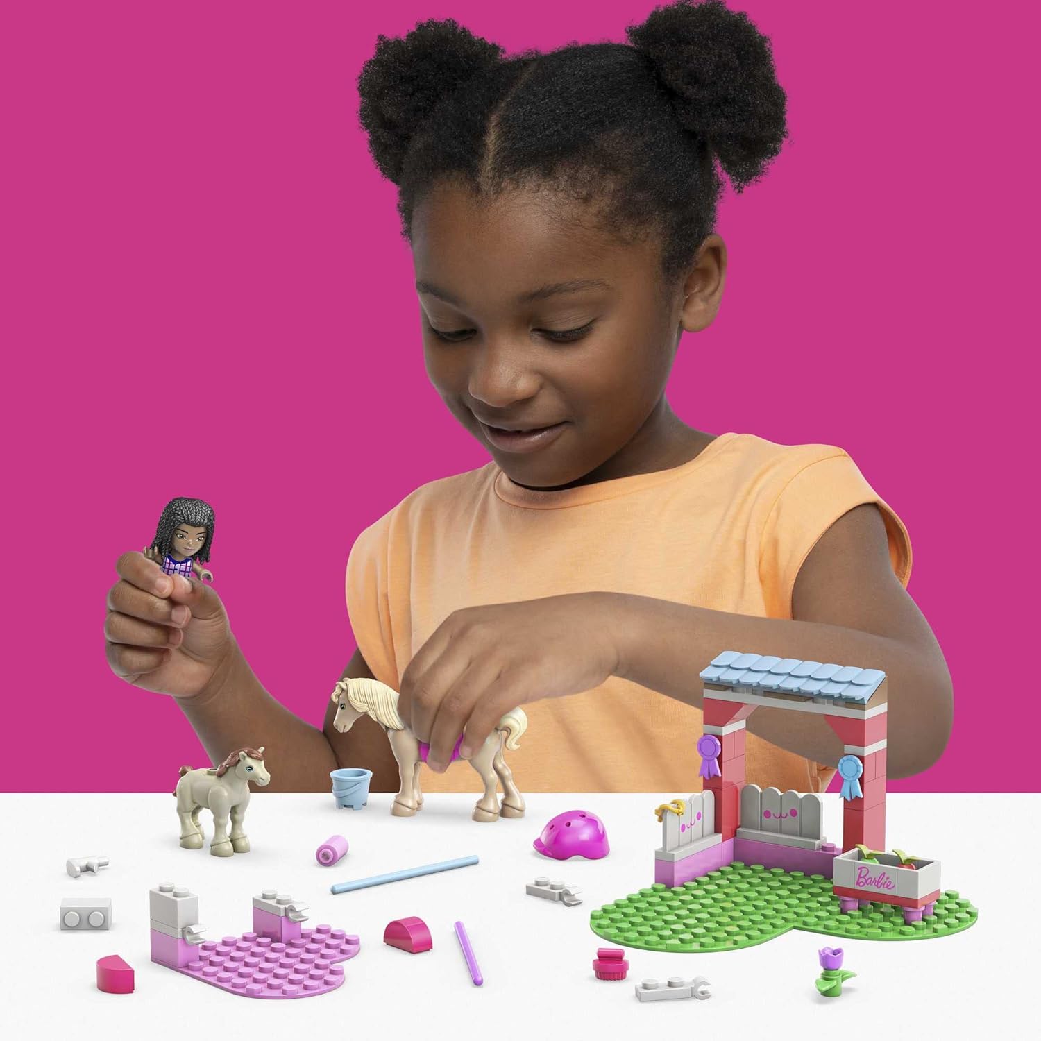 Barbie Coffret Saut à Cheval avec 1 figurine, 1 cheval et 1 poney – Image 3