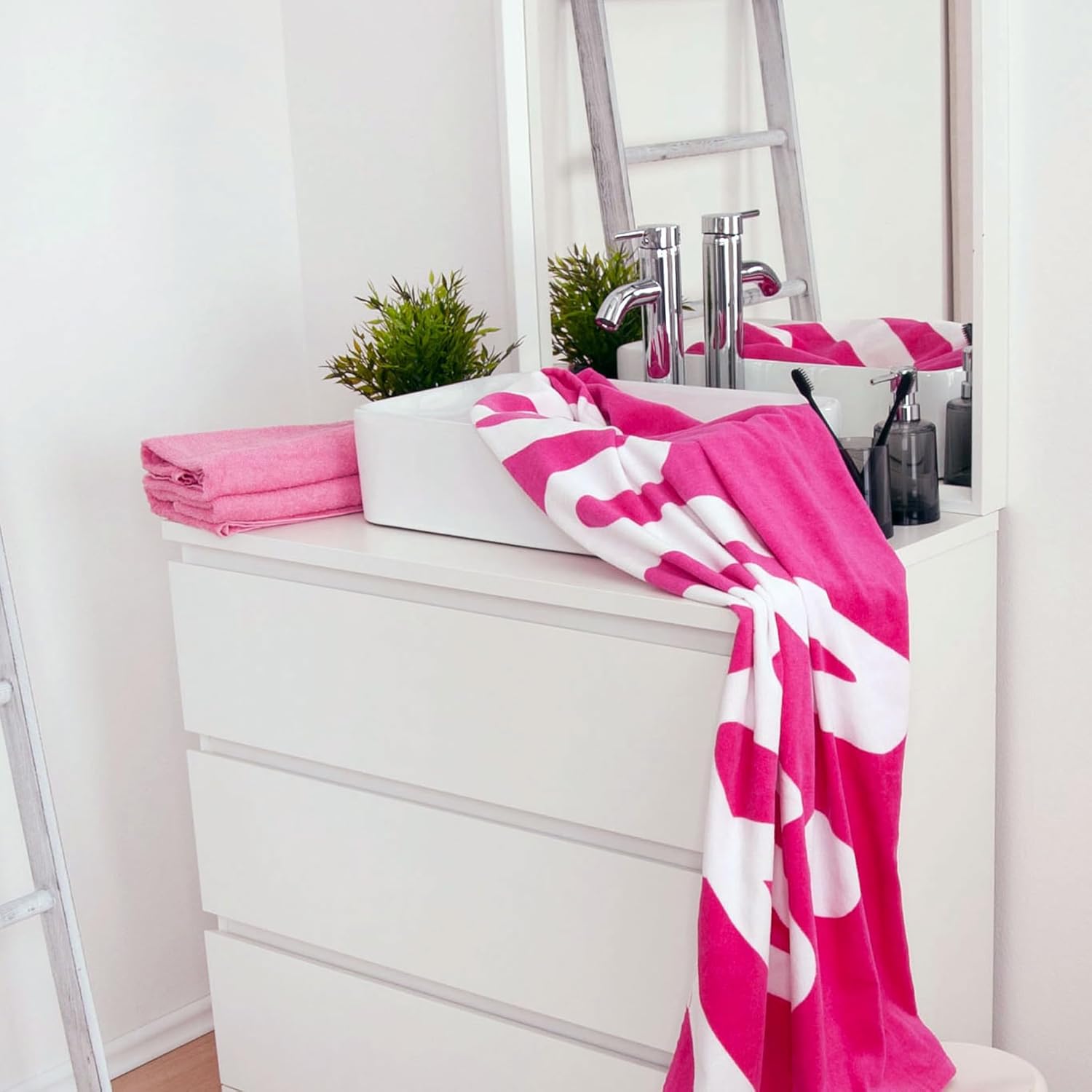 Serviette de bain Barbie en coton velours 75 x 150 cm – Image 3