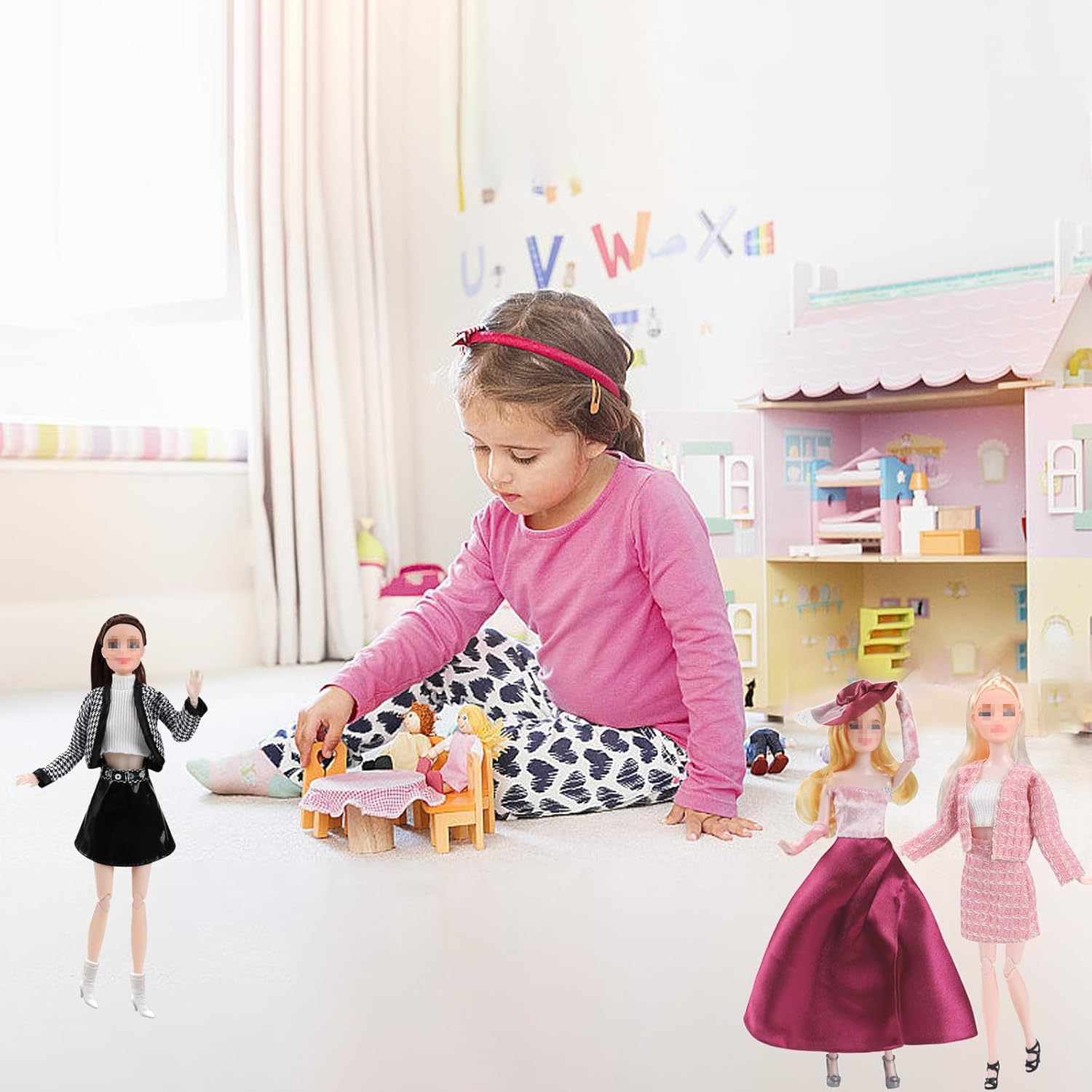 Set de mode Barbie robe rose, 5 tenues, 6 paires de chaussures et valise – Image 7