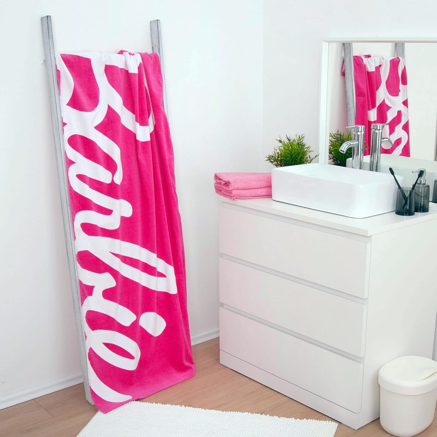 Serviette de bain Barbie en coton velours 75 x 150 cm – Image 2