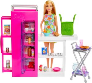 Barbie coffret cuisine avec poupée, garde-manger et 30 accessoires