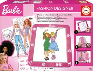 Barbie Fashion Designer avec podium de défilé et tableau design