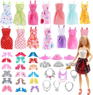 Barbie 32 pièces pour poupée 11 pouces avec 10 vêtements et accessoires