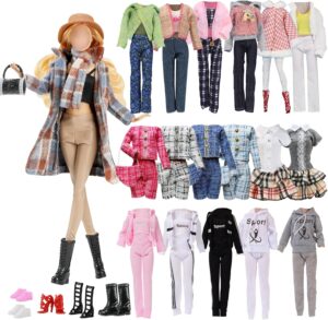 Barbie : ensemble de 14 vêtements et accessoires avec manteau à carreaux