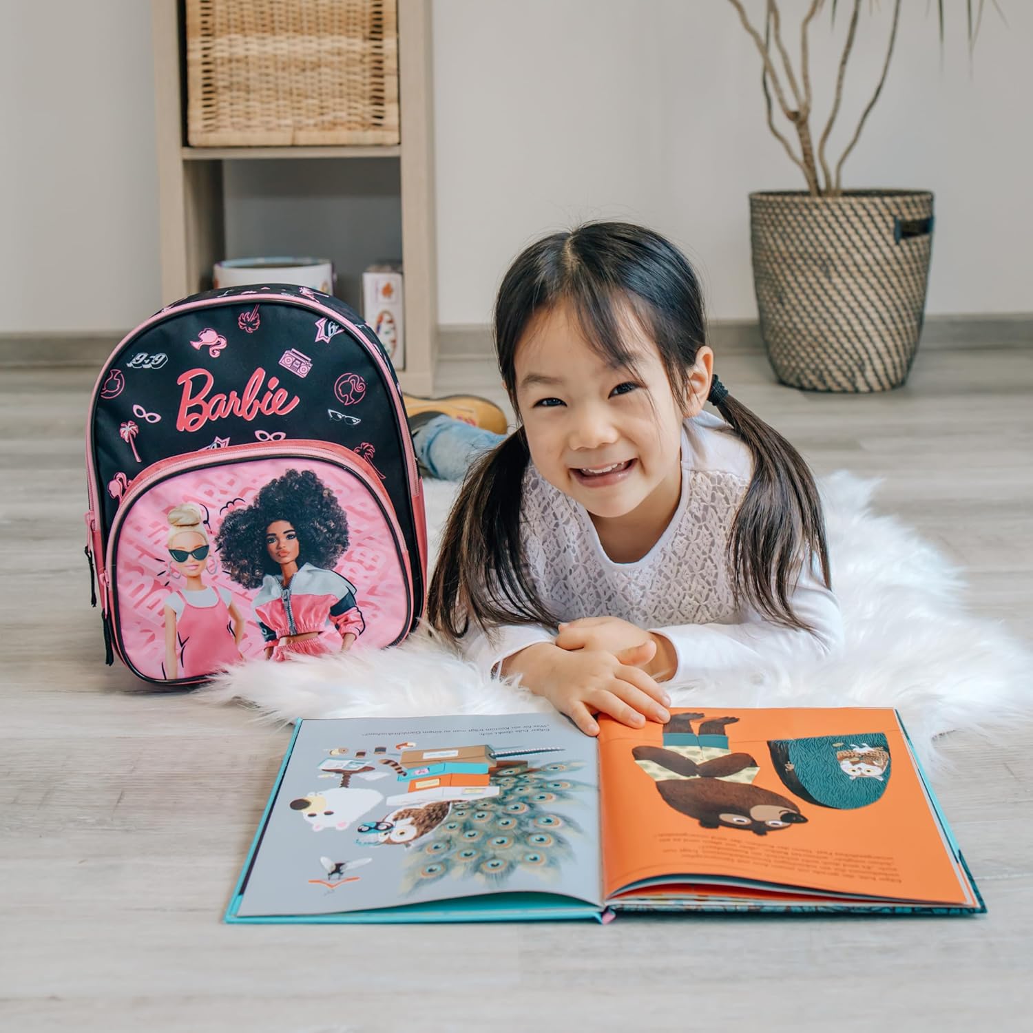 Sac à dos enfant Barbie Undercover avec poche frontale dès 4 ans – Image 6