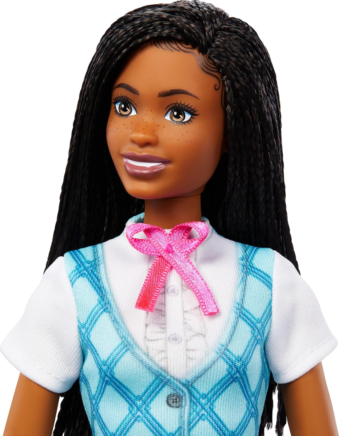 Barbie Les Mystères de Barbie, poupée Brooklyn avec tenue d’équitation et bombe amovibles HXJ39 – Image 4