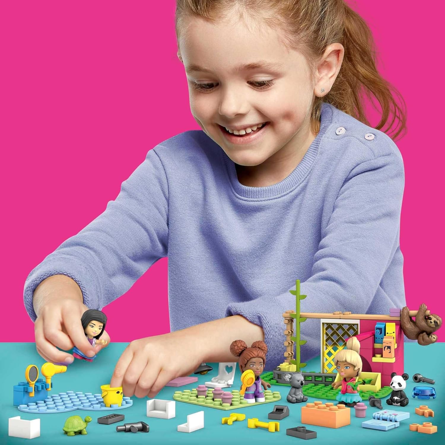 Barbie Salon de toilettage Mega Construx avec 3 mini-figurines et 97 pièces GYH09 – Image 2