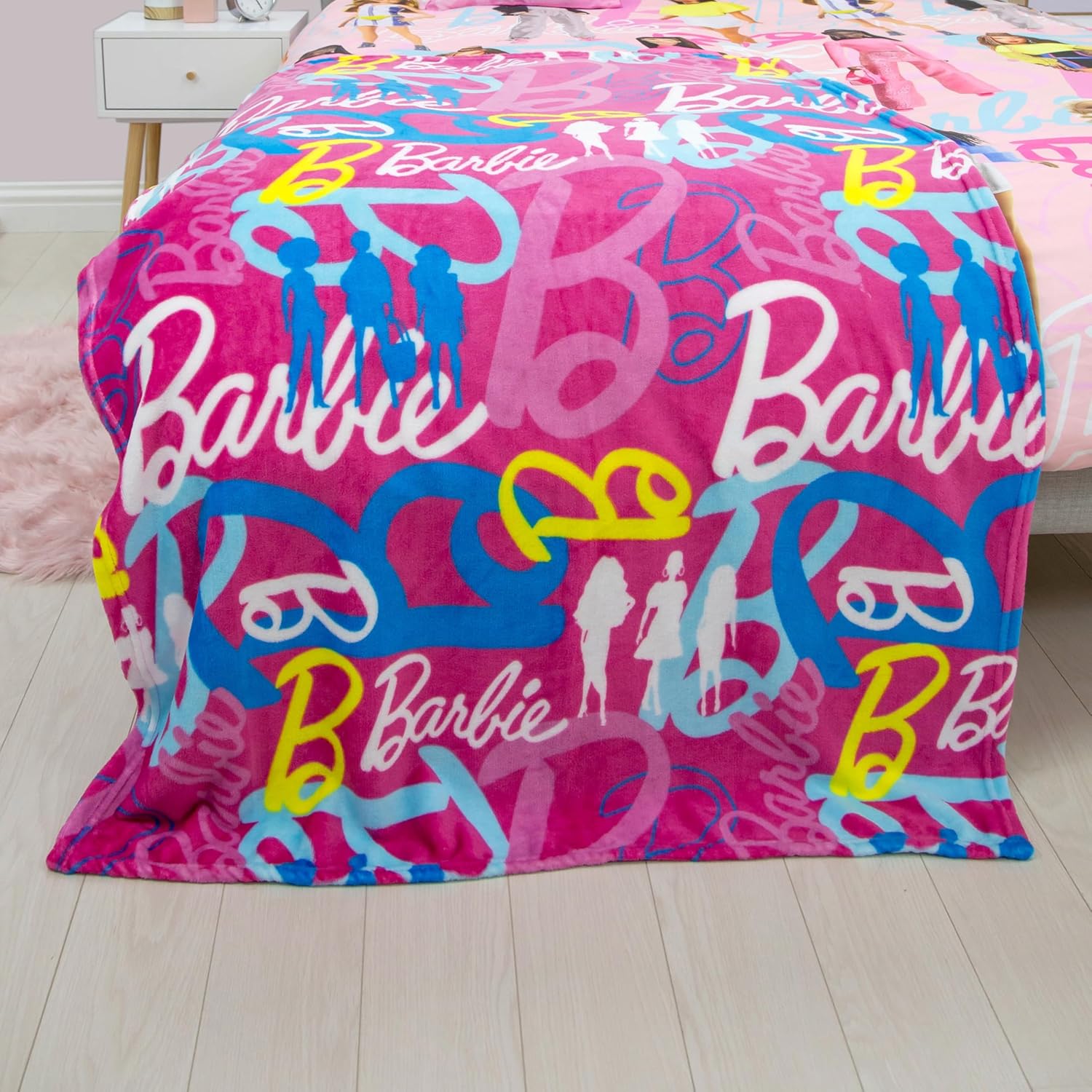 Couverture polaire Barbie 100 x 150cm logo rose – Image 4